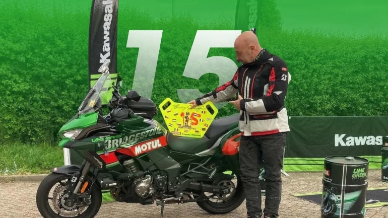 Νέο ρεκόρ για πέρασμα από περισσότερες χώρες σε ένα 24ωρο με μοτοσυκλέτα